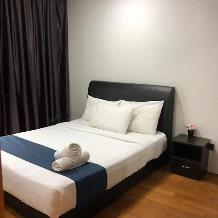 Queen Service Suites At Vortex Kl